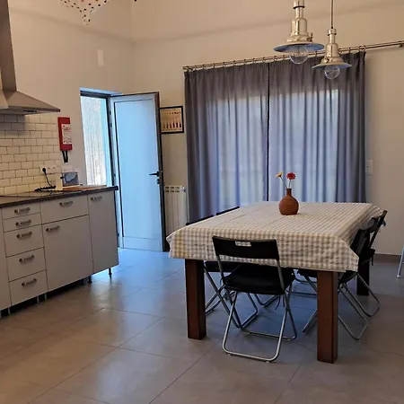 Casa Da Anita 펜션 Juncal (Leiria)